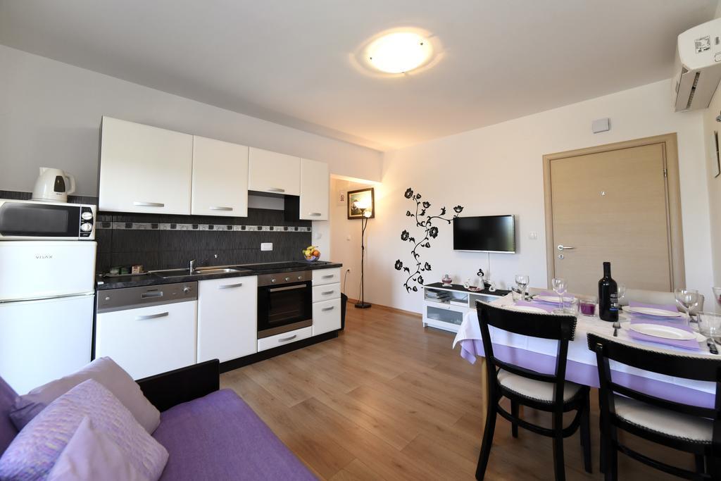جادرانوفو Apartments Rudy المظهر الخارجي الصورة