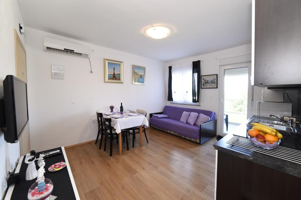 جادرانوفو Apartments Rudy المظهر الخارجي الصورة