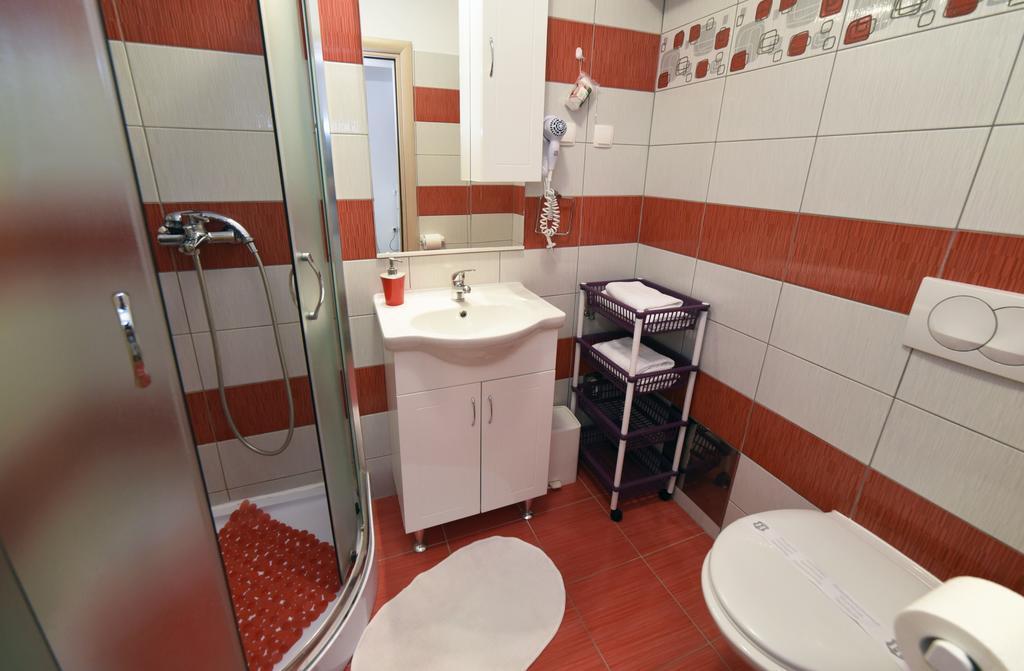 جادرانوفو Apartments Rudy المظهر الخارجي الصورة