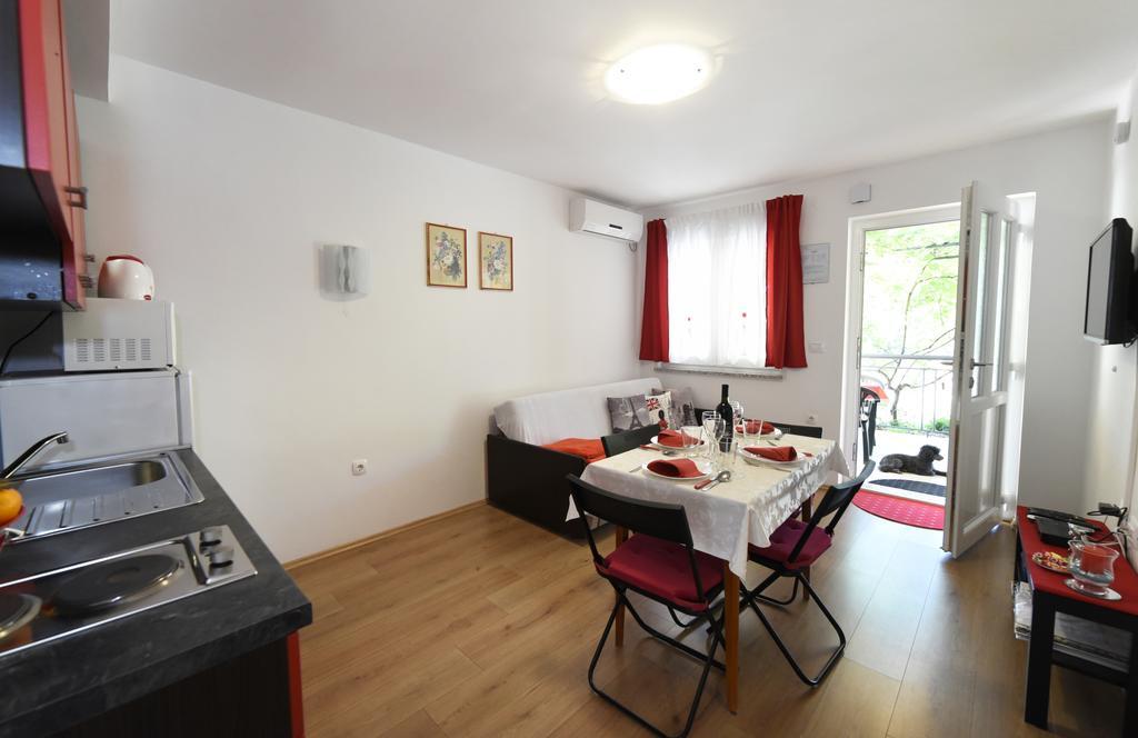 جادرانوفو Apartments Rudy المظهر الخارجي الصورة